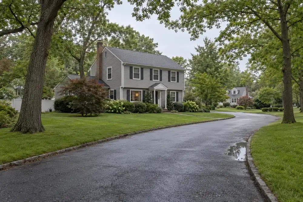 Illustration of a typical residential street in the St. James area